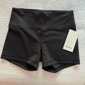 Lululemon Wunder Train HR Short 4”